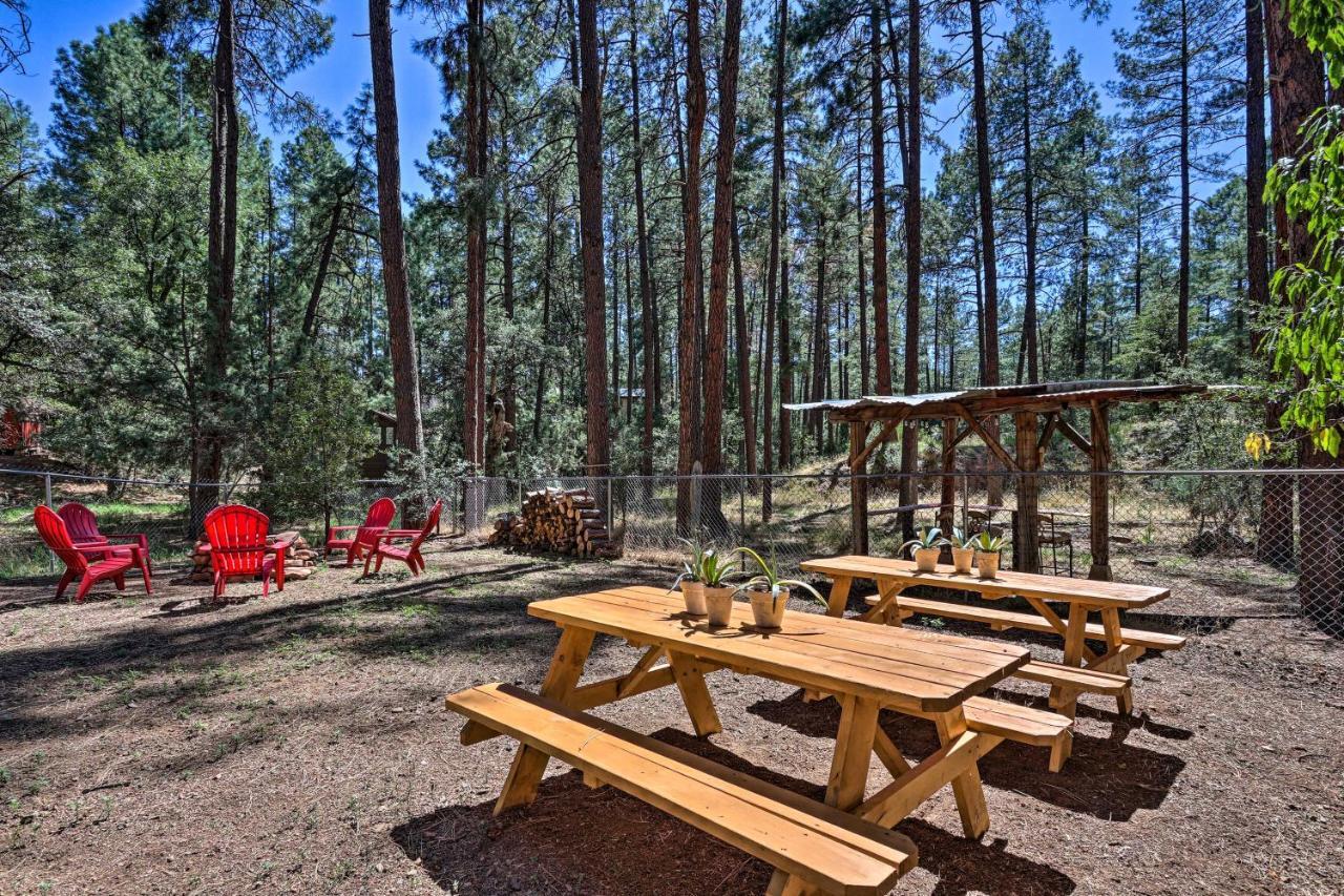 Strawberry Cabin With 2-Story Deck Dogs Welcome! Pine Exterior photo